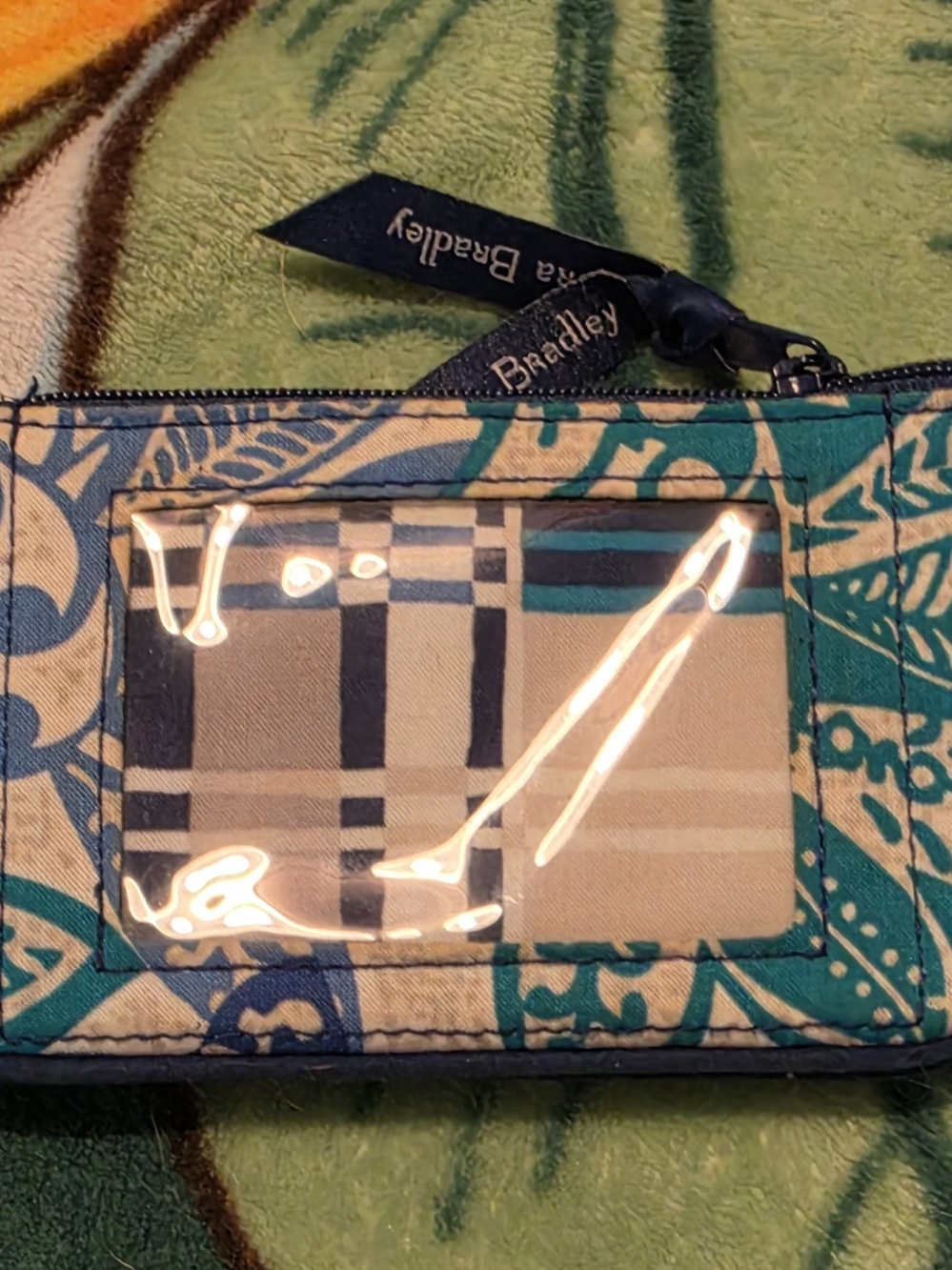 Vera Bradley Santiago 4-Piece Set: Rolling Backpack, Hipster Crossbody & Wallets - Picture 14 of 16